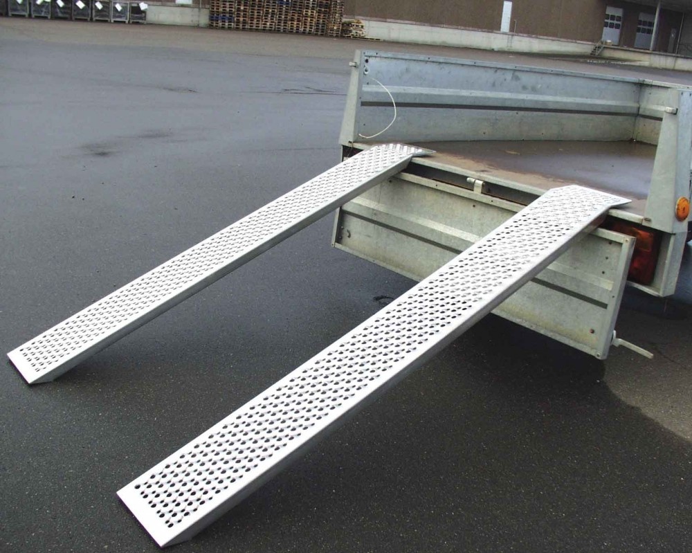 M030B2HLS/20 Hobby nájazdy priame 2m / 500kg