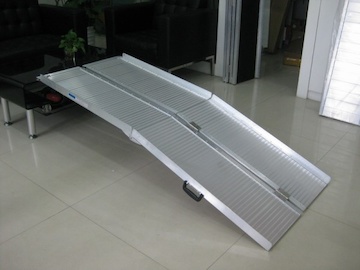LR0505A 3x zložiteľná prenosná rampa pre invalidné vozíky 1,22m / 250kg