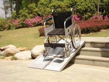 LR0505A 3x zložiteľná prenosná rampa pre invalidné vozíky 1,22m / 250kg